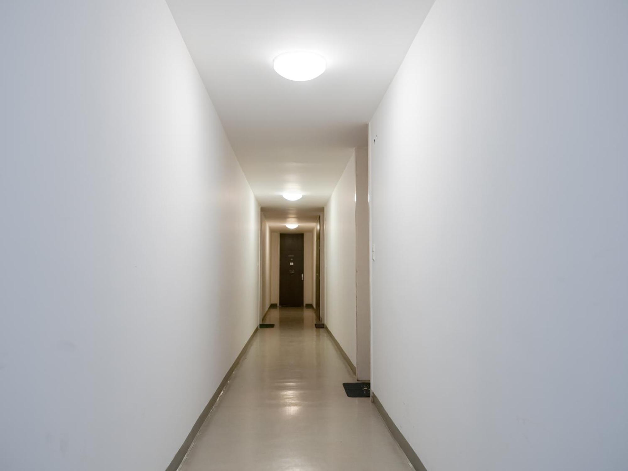 Spacious Apartments With View & Free Parking Винер-Нойштадт Экстерьер фото