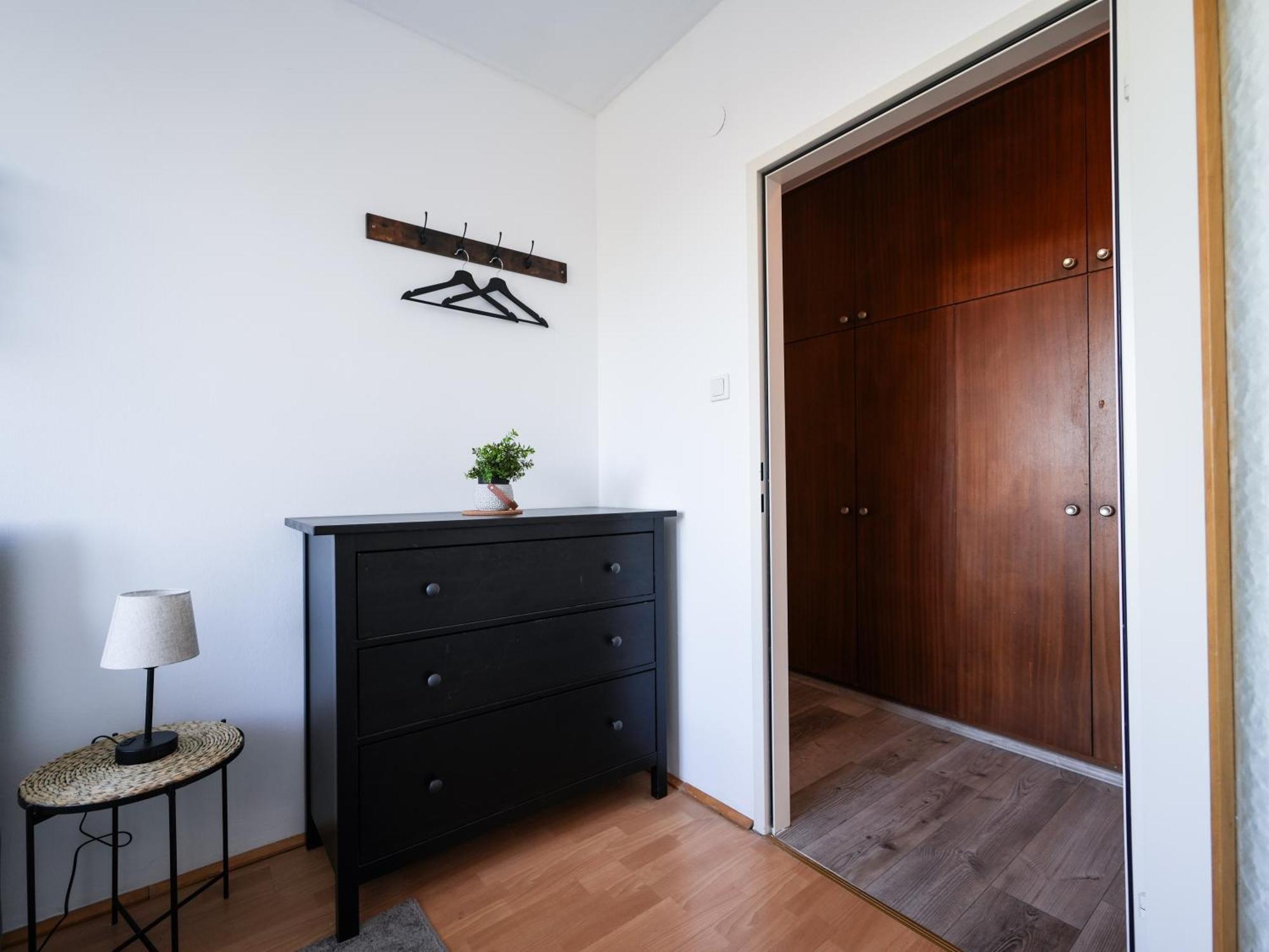 Spacious Apartments With View & Free Parking Винер-Нойштадт Экстерьер фото